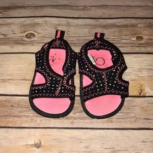 🎉 $6 or 2/$9 🎉 OP infant swim shoes size 3